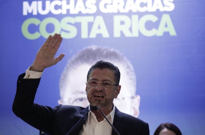 Costa Rica invitó a Guaidó a la toma de posesión de Rodrigo Chaves